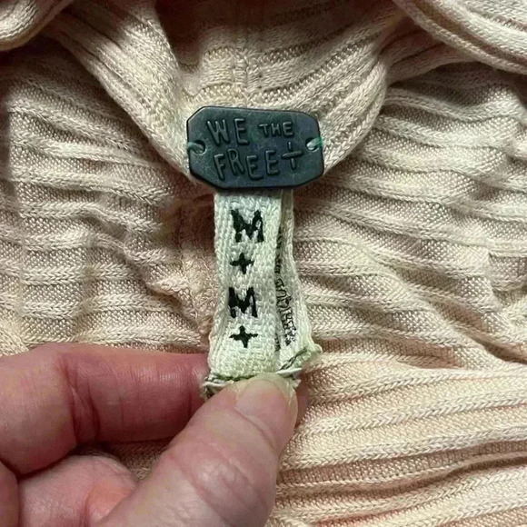 We The Free Blush Open Knit Funnel Neck Long Sleeve Relaxed Fit Shirt Size M - Picture 3 of 9